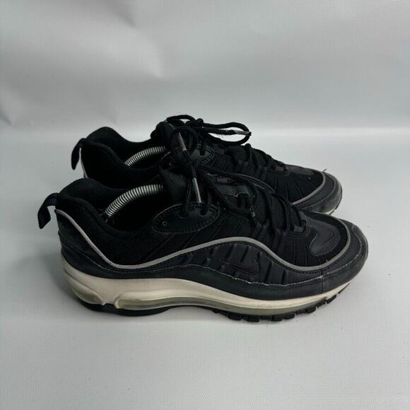 Nike Air Max 98 GS‎ Youth Grey/Black bv4872-002 7Y/8.5 Women's GUC - Picture 1 of 9